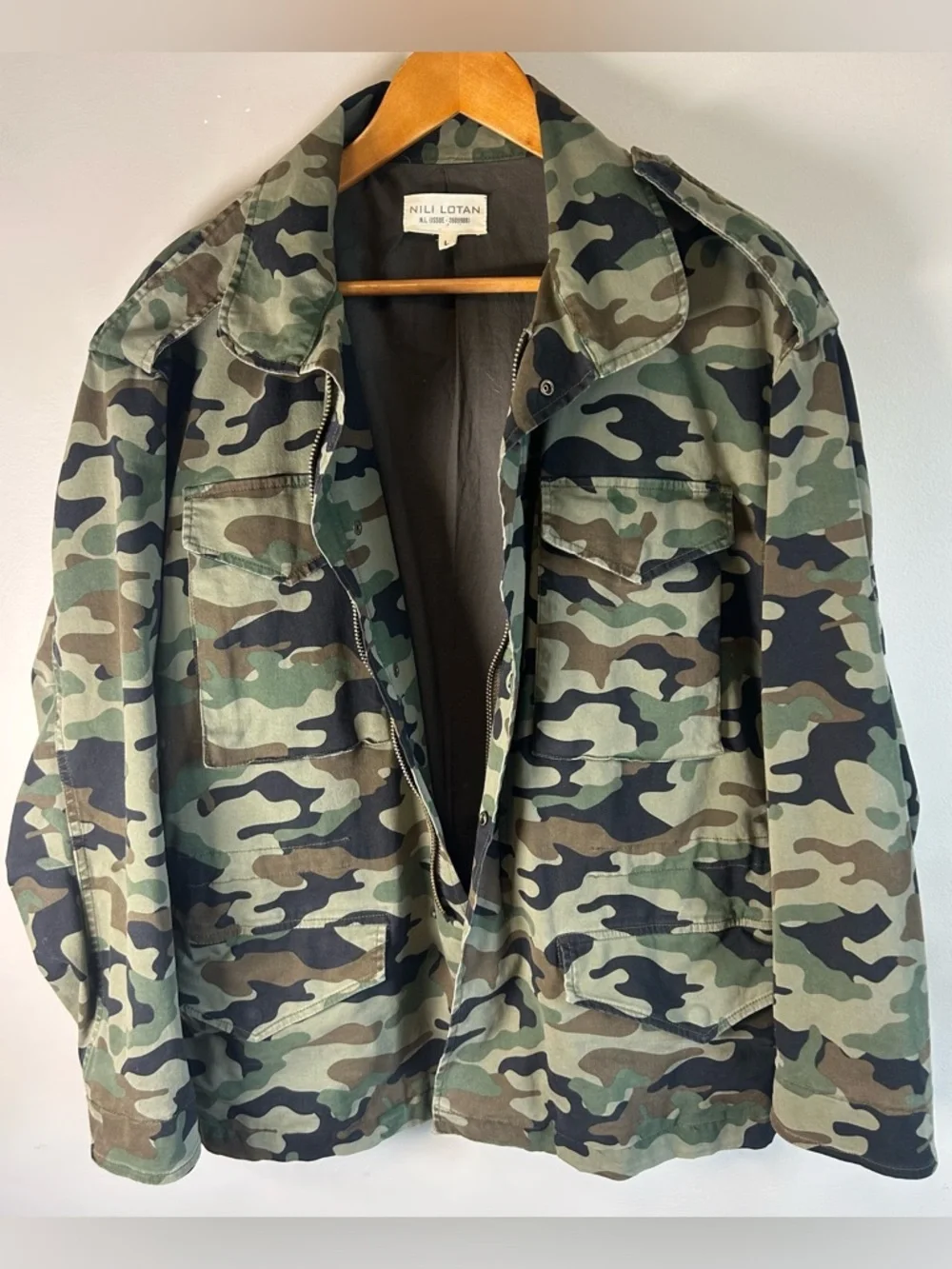Nili Lotan Jackie Camouflage Army Barn Jacket Women’s Size L NWOT MSRP $895 - Picture 2 of 11